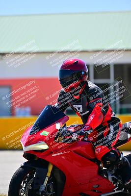 media/Apr-20-2024-TrackXperience (Sat) [[8e083f9805]]/Level 1/Session 3 (Grid Turn 14)/